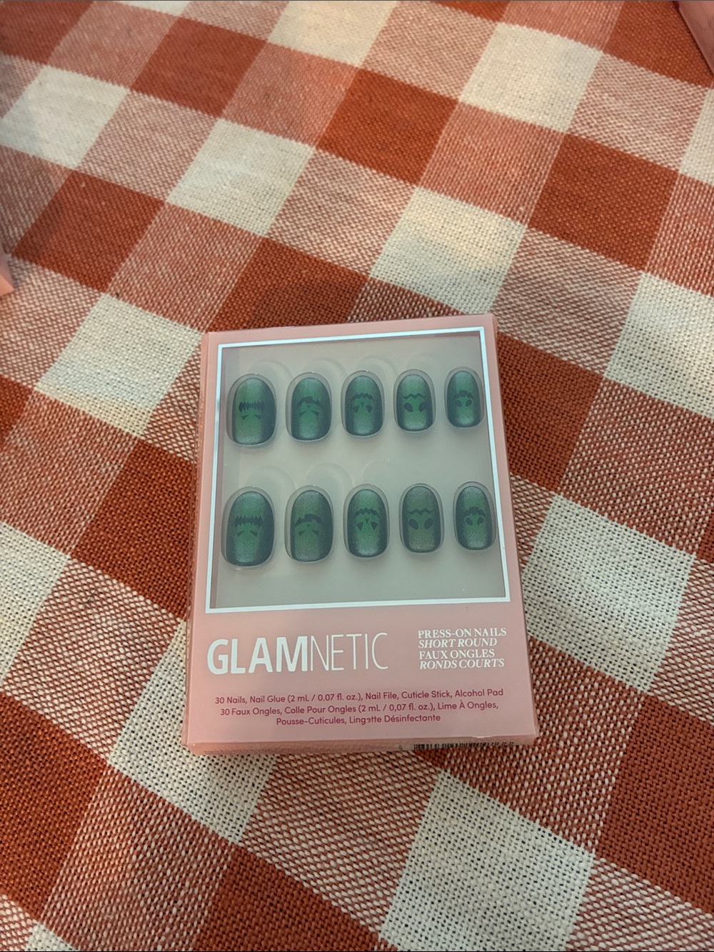 Green Patterned Press-On Nails